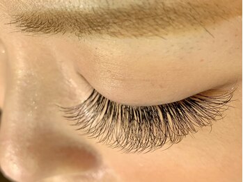 レミア 関内(REMIA)/10月　ボリュームラッシュ