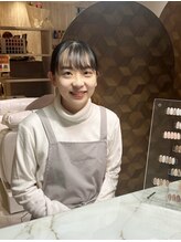 オーラ レアレア市川店内(AURA) Watanabe Yuka