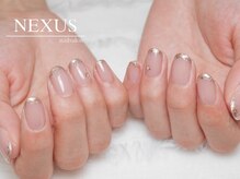 ネクサス(NEXUS)/ゴールドのふんわりラメフレンチ