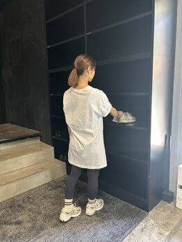 レシオボディデザイン 問屋町店(RETIO BODY DESIGN)/靴の履き替え