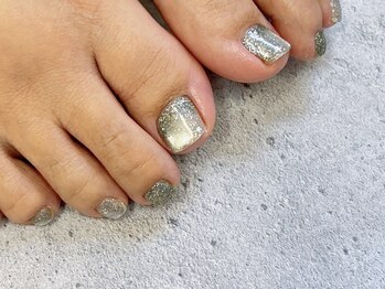 エルマナ ネイル(Hermana NAIL)/逆グラデ×マグフット