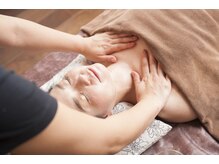 オヒルネ(oHIRUNe)/リンパトリートメント(デコルテ)