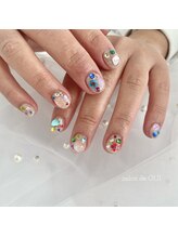 サロンドウイ(salon de OUI)/カラフルネイル