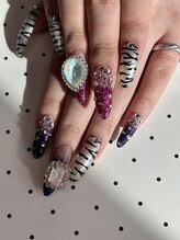 ルタン(LUTAN)/ロングネイル　¥10500～