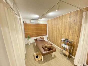 恵比寿すこやか鍼灸整骨院/院内内観(美容鍼、整体をします)