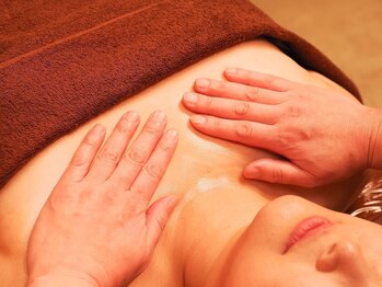 カルムエール(CALME AIR)/デコルテからしっかりケア♪