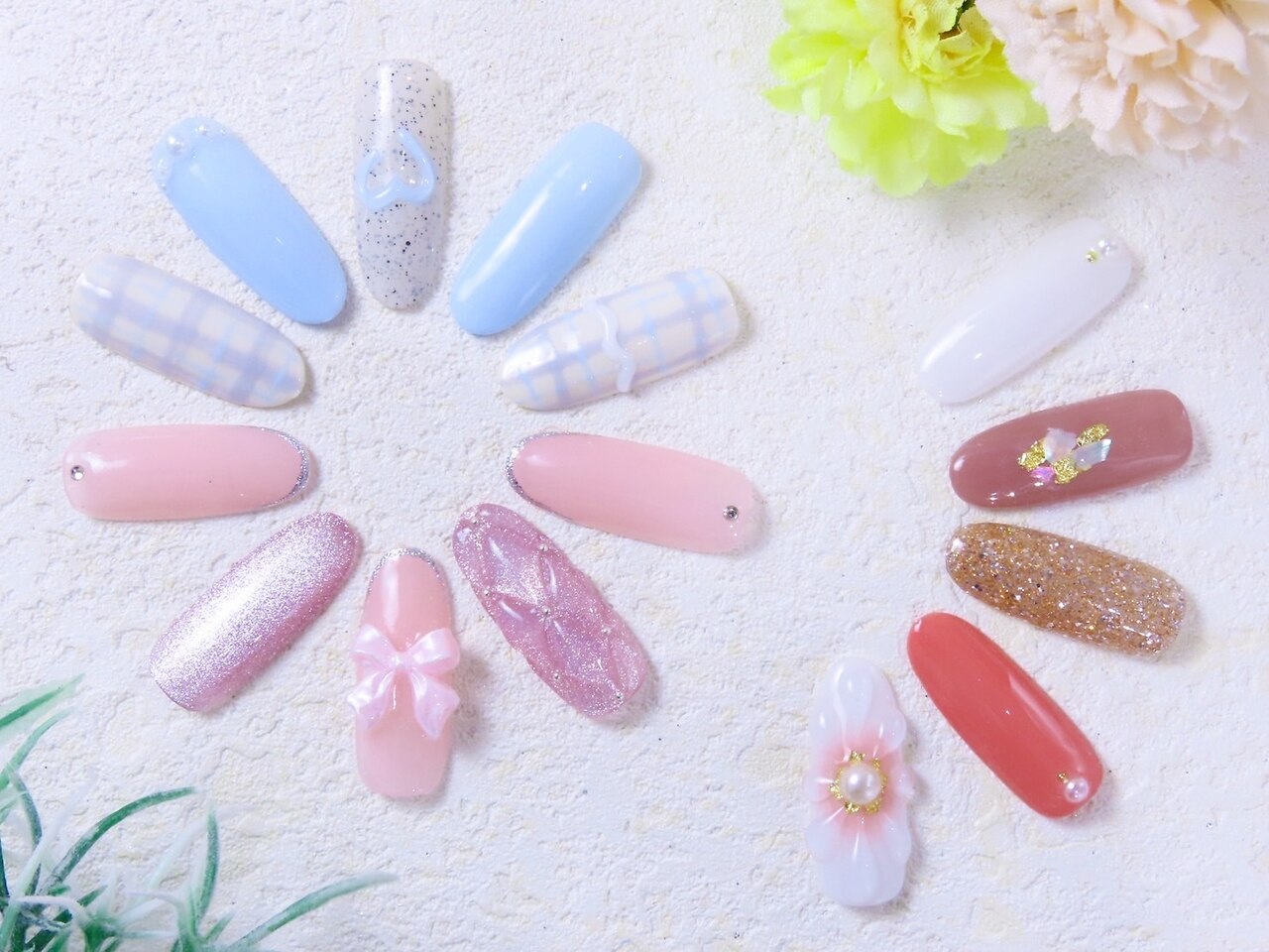 mimi nail☺︎ページ カラフルフレンチ🦋🏝️🌷🍔🍭 オフラインラブのmimiちゃん