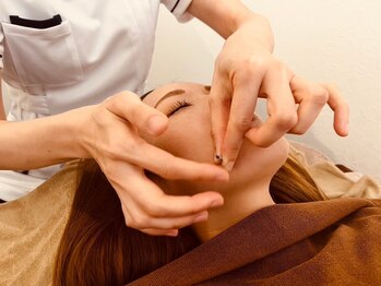 なつめ鍼灸ボディケアサロンの写真/いつまでも美しくありたい大人女性の味方＊自然な美しさを鍼×美容液で♪【リフトアップ美容鍼30分2980円】