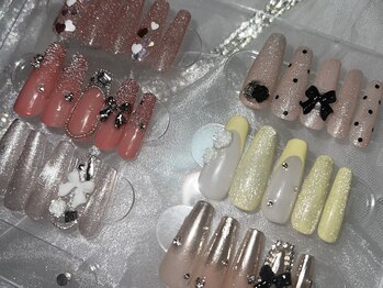 エヌネイル(n.nail)の写真/季節毎に変わる定額デザインが豊富♪ワンホンネイルでトレンド感のある可愛いを詰め込んだ指先に☆
