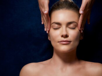 ユーフォリア ファステ デトックスアンドビューティー(Euphoria Faste detox&beauty)の写真/張り弾力・気になるフェイスラインをしっかりケア♪【リベールトリートメントFA¥8800】