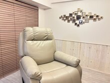 クルン(KURUN)の雰囲気（ふかふかのソファで皆様に心地良いとご好評頂いてます。）