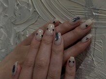 サトリネイルルーム(Satoril..nail room)/white × navy / more artdesign