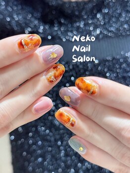 ネコ(Neko)/ニュアンス&べっこうネイル