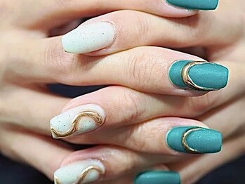 ナチュラ(natura)/アシメントリーネイル