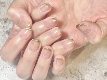 ミオ 阿佐ヶ谷店(mi.o)の写真/シンプルオフィス系が得意★ショートネイルでも目を惹く華やかさ♪阿佐ヶ谷駅/荻窪駅/ネイル