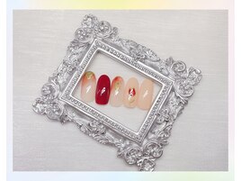 金箔で囲まれるチューリップ