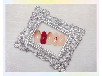 ワイアンドワイ(Y&Y)/金箔で囲まれるチューリップ