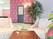 ヨガ アンド リラクゼーション からだの恵み 安城サロンの雰囲気（アジアンテイストの開放感ある店内。南安城駅4分、バロー目の前）