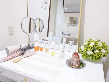 ルスリール(Le Sourire)/化粧台