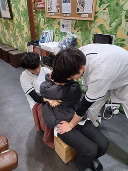 淡路駅前整骨院/腰痛