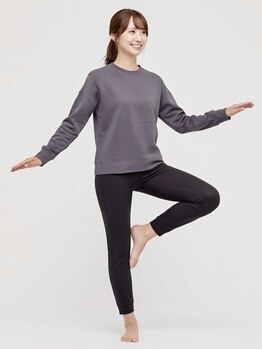 整体オガサワラ/姿勢を伸ばし片足を浮かせて保持