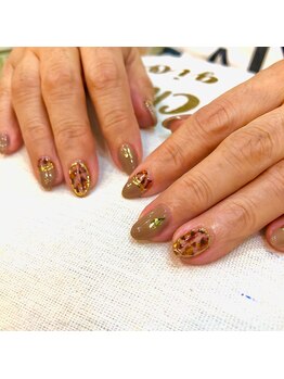 ナナズネイル 西小倉店(NANA's Nail)/落ち着いたカラーで byNANA