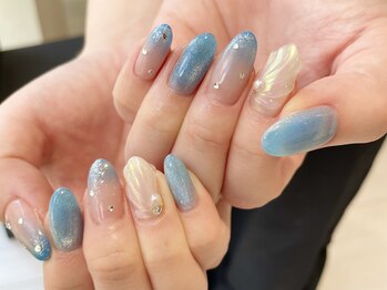 アース コアフュールボーテ 笛吹店(EARTH coiffure beaute)/夏のデザインネイル　9500円