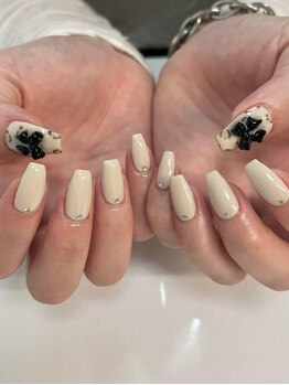 アミネイル(Ami Nail)/ワンホンガーリーネイル