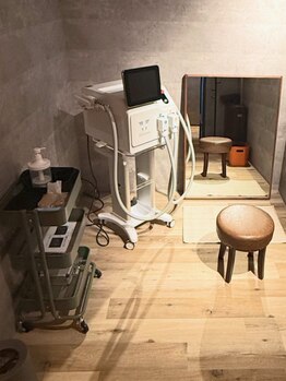 ランプ(lamp)の写真/やってもらうのは恥ずかしいけど自分でなら…と、今までなかなかサロンに行けなかった方にオススメ！