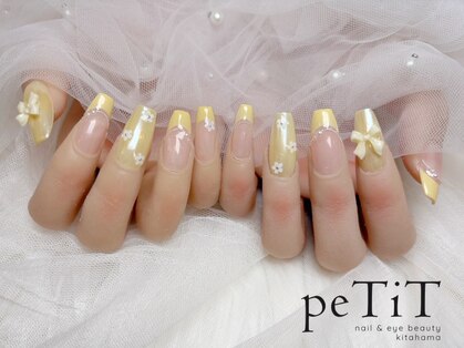 プティ アイビューティ 北浜店(peTiT eyebeauty)の写真