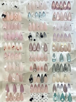 カシェット(cachette)の写真/大人女性へ贈る色々なデザインサンプルと豊富なカラーで彩る特別なネイルタイム