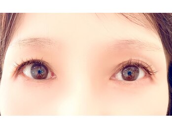 クリア アイラッシーズ アンド ネイルサロン シャイン(CLEAR & SHINE)/フラットラッシュおつけ足し