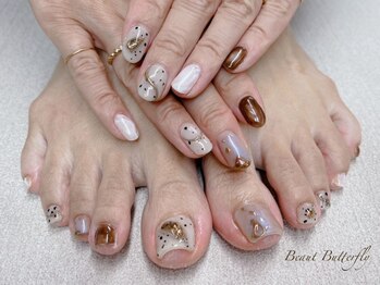 ネイルサロン スクール ビュートバタフライ 相模大野店(BEAUT BUTTERFLY)の写真/奇をてらわず、美しさや持ちの良さをとことん追求し続ける【頑固者のお店】上品で華やかな仕上がりに！