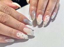 ワールド ビューティ ヴィヴァルト 宝塚店(WORLD BEAUTY VIVALTO)/ドットネイル