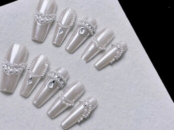 ミュウミュウ(miumiu)/冬×大人可愛いネイル