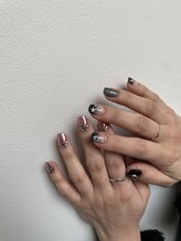 ムーイ 外苑前(mooi.)/black × pink mirror