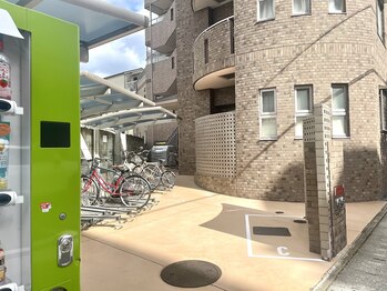 オンリーユータイム(ONLY YOU TIME)/駐輪場