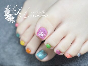 ルナ(luna)の写真/【サンプルデザインが豊富で安心♪】ご希望に合わせて色替え可能ですので貴方らしいお気に入りのネイルに♪
