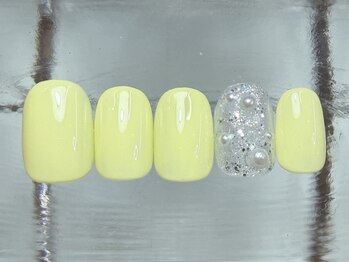 シンプル大人イエロー8000円