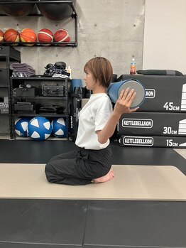 ヨロジム(YOLO GYM)/スマホ首改善