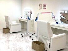 エクシアホワイトニング 名古屋栄店/清潔感のある店内