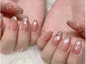 ネイルアンドアイラッシュスタジオ シュシュ(chouchou)/大人上品デザインマグネット