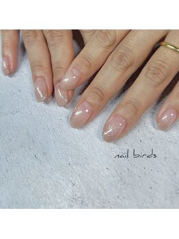 ネイルバーズ(nail birds)/ベージュラメグラデーション