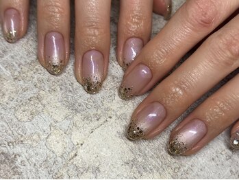 ボウ(bou)の写真/【ご新規様オフ無料】派手なデザインができない方にピッタリ！肌馴染みの良いカラーで上品な指先を演出♪