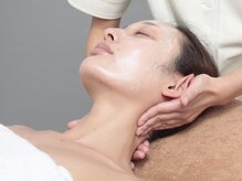 サレーヌ フェイシャルサロン 自由が丘店/5.首までマッサージ 