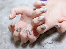 ワイネイル(Y.nail)/グレーのニュアンスデザイン