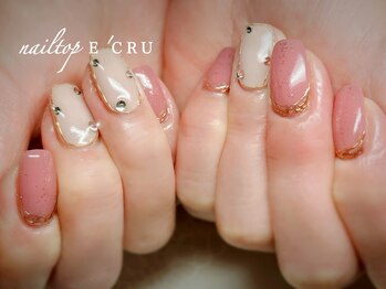 ネイルトップエクル(nail top E CRU)/circle mirror