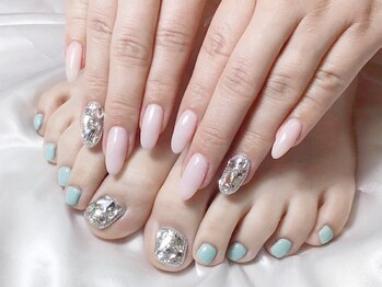 ラニ ネイル(Rani Nail)の写真/同時施術で時短美活！《ハンドジェルネイル+フットネイル¥11800~》忙しくても美を諦めないあなたに♪[上野]