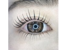 シャリール(charire)の雰囲気(上下パーマで小顔効果に!パッチリしたい、逆さまつげの方にも!)