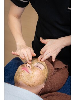 ハリヒト 横手(HALicht)の写真/剥けるハーブピーリングで毛穴・ニキビ集中ケア！たまご肌へ導く韓国肌管理◎肌質改善もサポート！